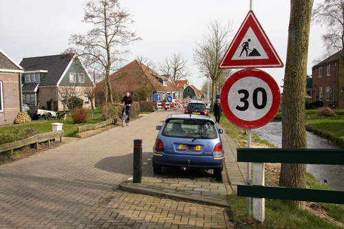 Kabel en buurtapps Dorpsstraat